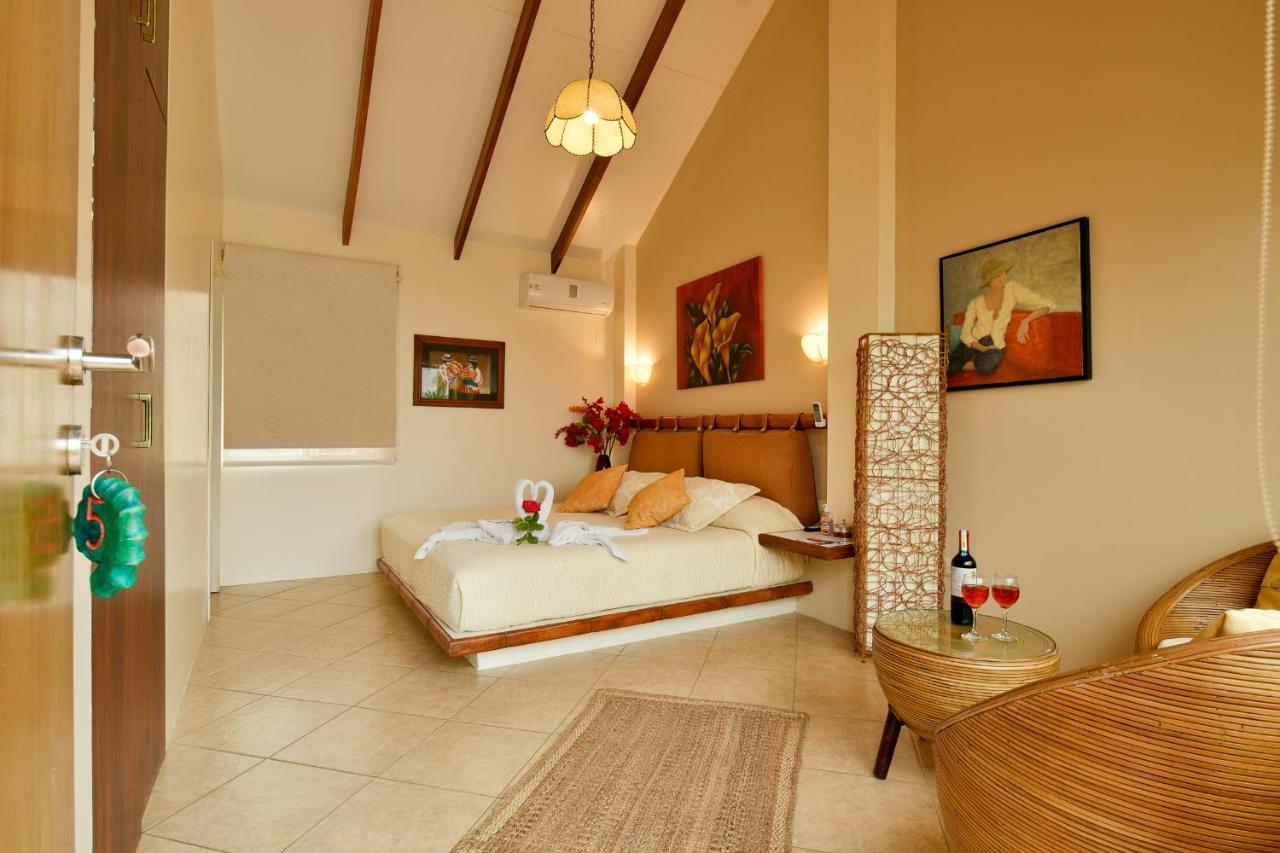 Hotel Boutique Playa Canela Ecuador Salinas  Exteriör bild